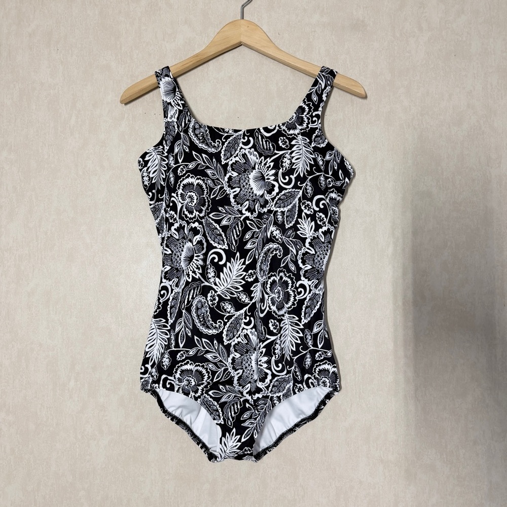 Lands’ End Tug-Less Soft Cup Floral One Piece Swimsuit in Black Whit 14DD